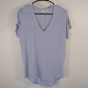 Flowing Woman's shirt